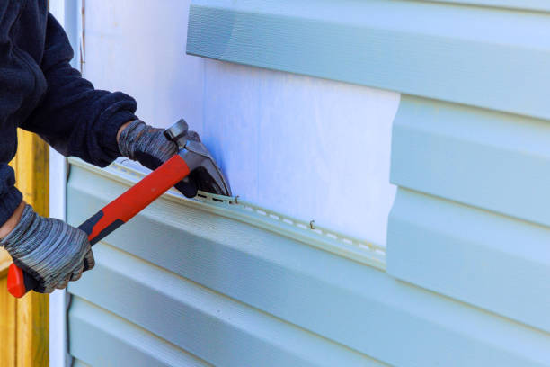 Trusted Storm Damage Siding Repair service in Lansing, IL - Creative Siding